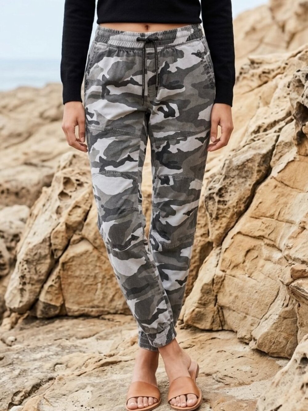 Ecko Unltd Unisex Gray Camo Cargo Jogger M Streetwear Y2K Gorpcore Military